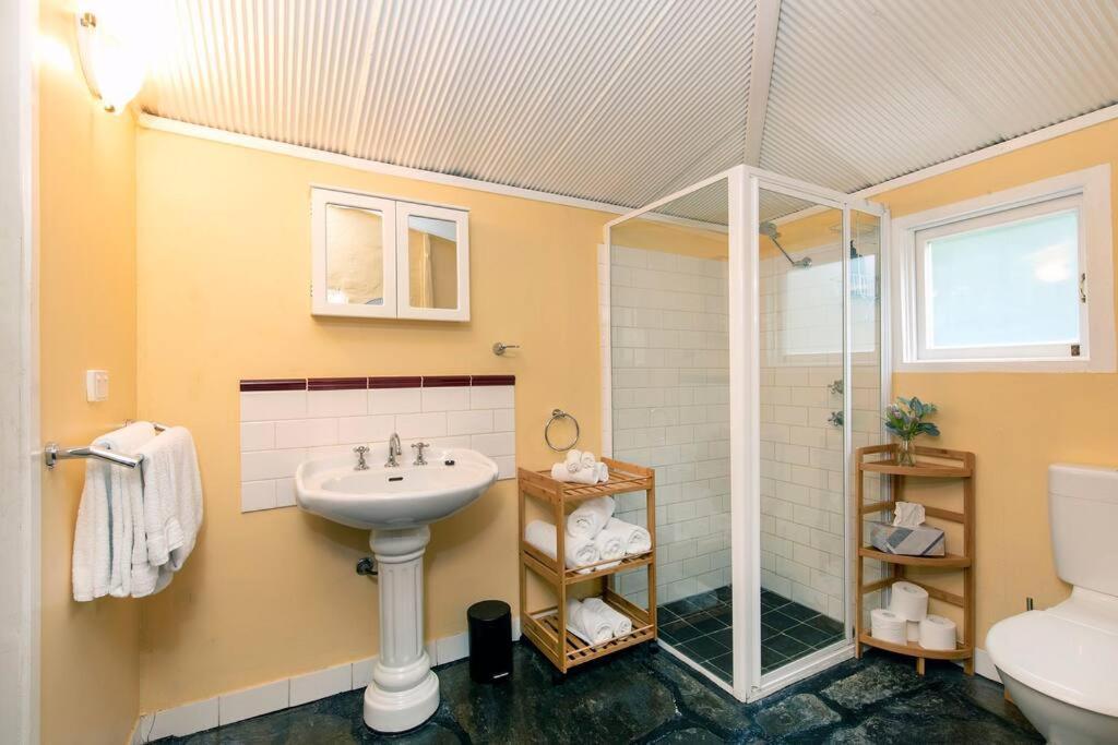 Willunga Cottage- Sleeps 6 Pool Extérieur photo