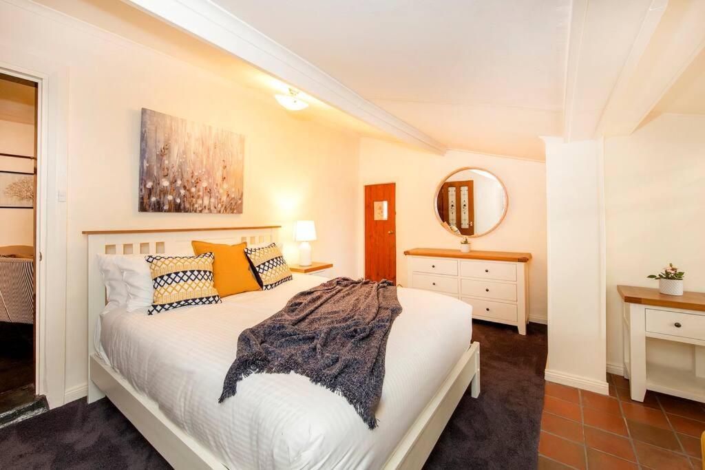 Willunga Cottage- Sleeps 6 Pool Extérieur photo