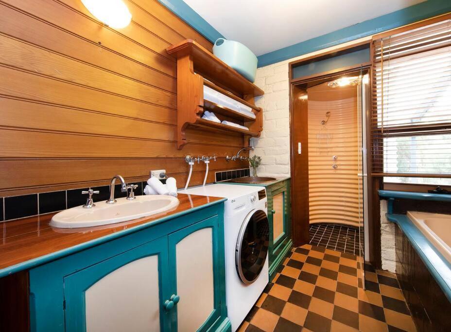 Willunga Cottage- Sleeps 6 Pool Extérieur photo