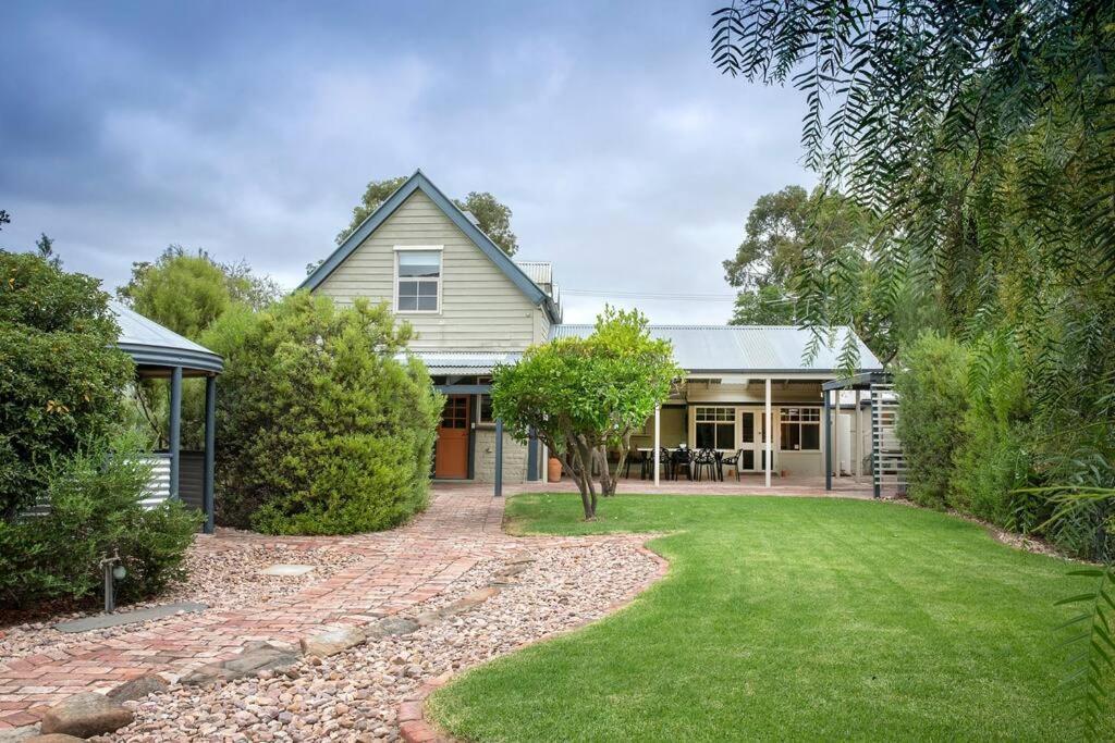 Willunga Cottage- Sleeps 6 Pool Extérieur photo